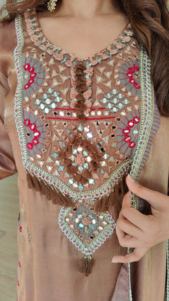 Shimmer Tissue Brown Farshi Set
