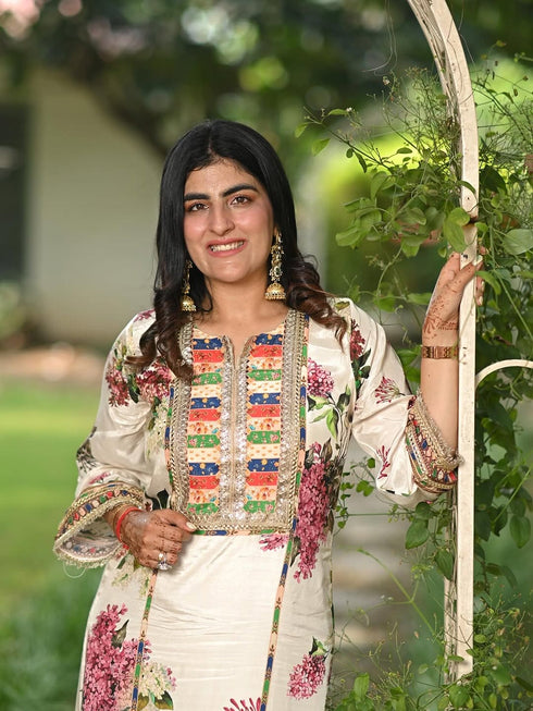 White Kareena Kapoor Kaftan Dress