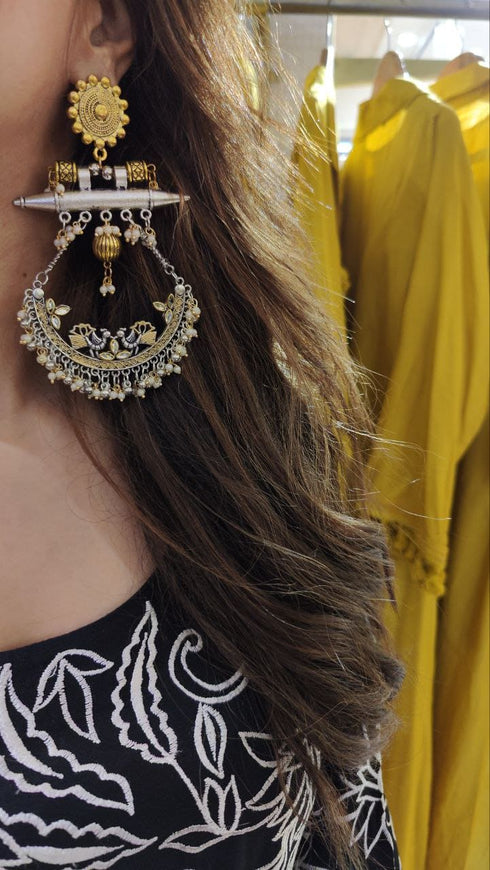 Black And Red Long Embroidered Kurta With Pants