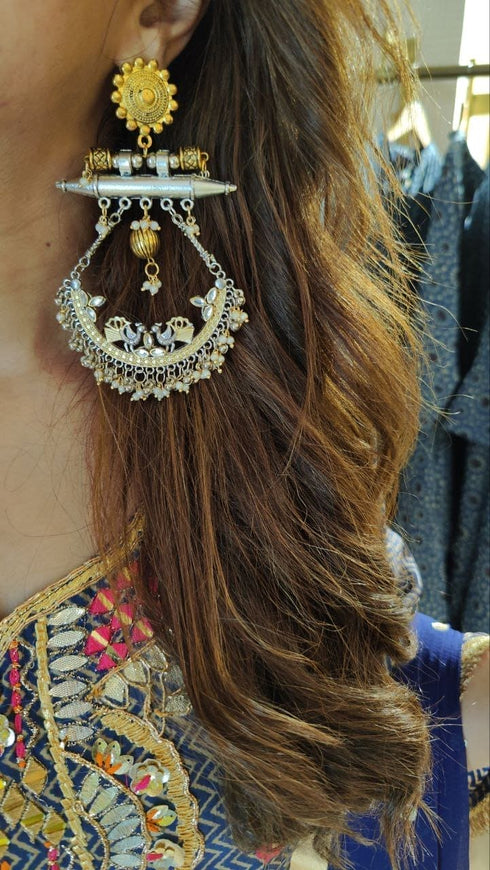 Dual Tone Peacock Pearl Earring