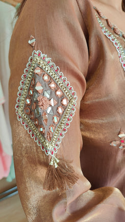 Shimmer Tissue Brown Farshi Set