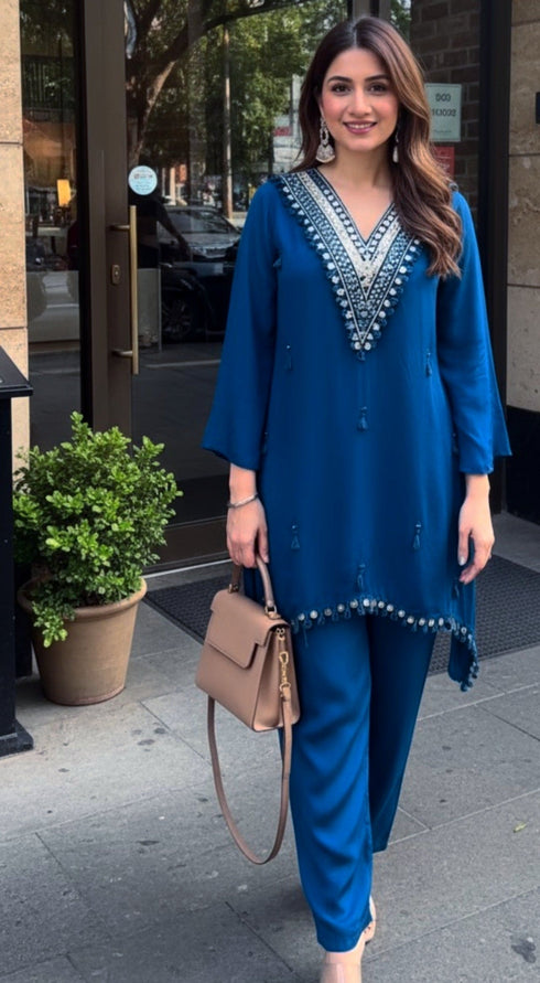 Mirror Blue C Cut Kurta With Pants