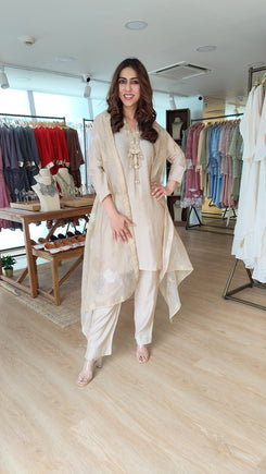 Jamdani 4 Piece Set With Necklace