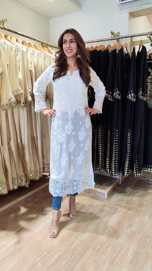 Hand Embroidered Lucknowi Kurta 3