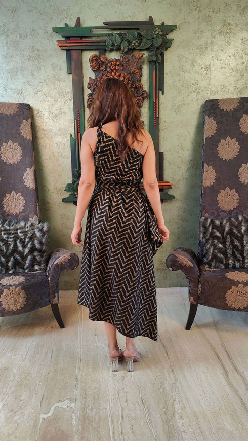 Gold Black One Sided Kaftan With Belt