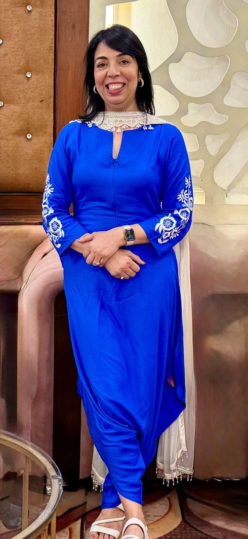 (@DivyankaTripathi) Royal Blue Embroidery Jumpsuit
