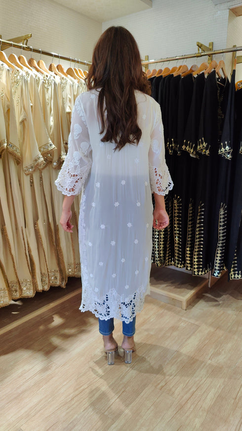 Hand Embroidered Lucknowi Kurta 2