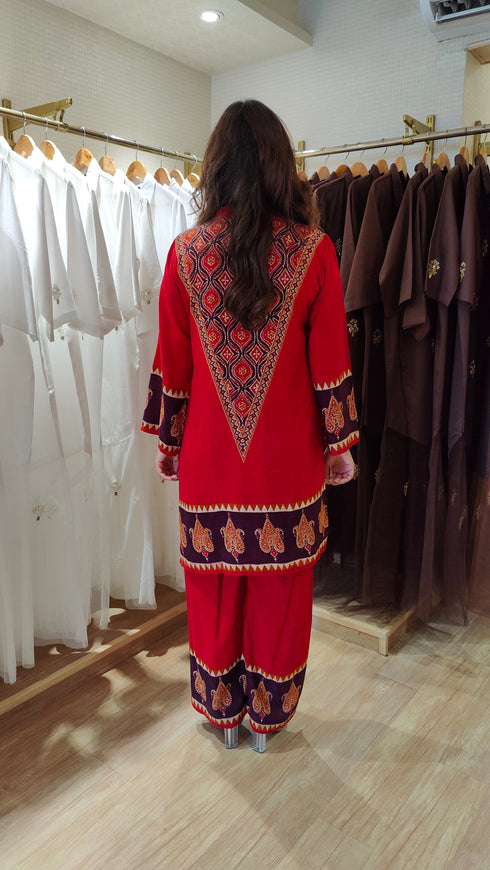 Vibrant Red V-Neck Border Coord set