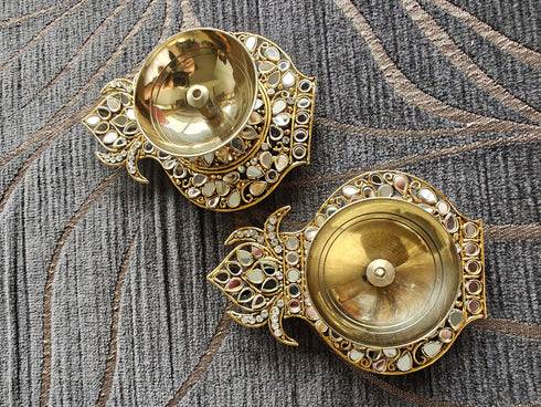 Kundan Kalash Diya Set - Accessory