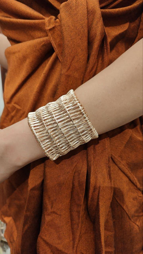 Majestic Dull Gold Kada