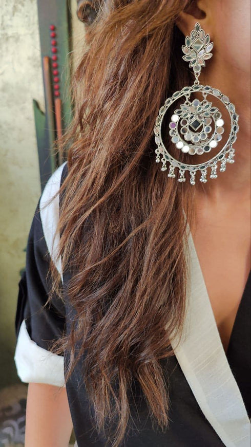 (@MasoomMinawala) Chandbali DC Statement Earrings