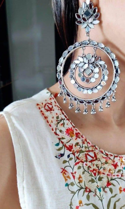 (@MasoomMinawala) Chandbali DC Statement Earrings