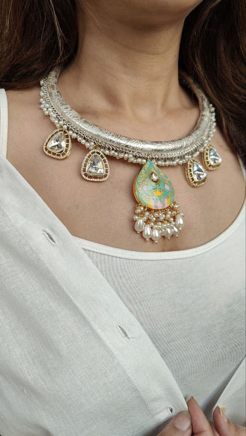 Silver Hasli Pearl Necklace For Women