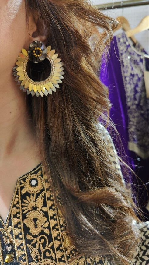 Golden Circle Flower Earrings