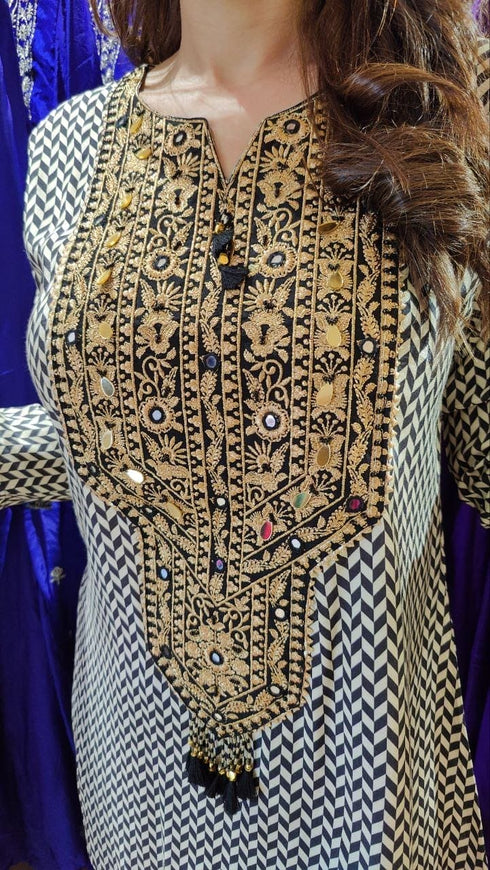 Criss Cross Black White with Gold Embroidery Coord Set