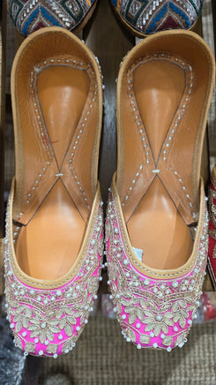 Pink Embroidered Pure Leather Juttis