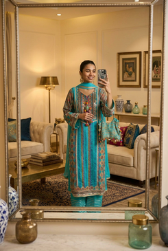 Blue 4 Piece Kurta Set with Potli