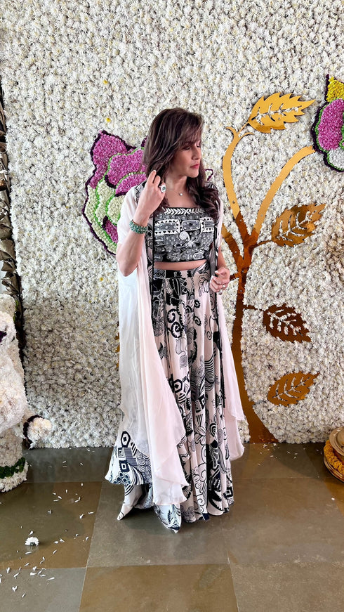 (@Yasmin Karachiwala) Creamy Charcoal Drape 3 Piece Set