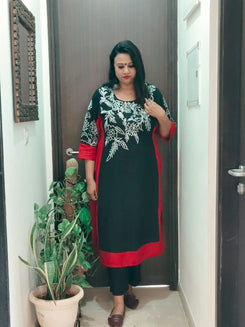 Black And Red Long Embroidered Kurta With Pants - view 11
