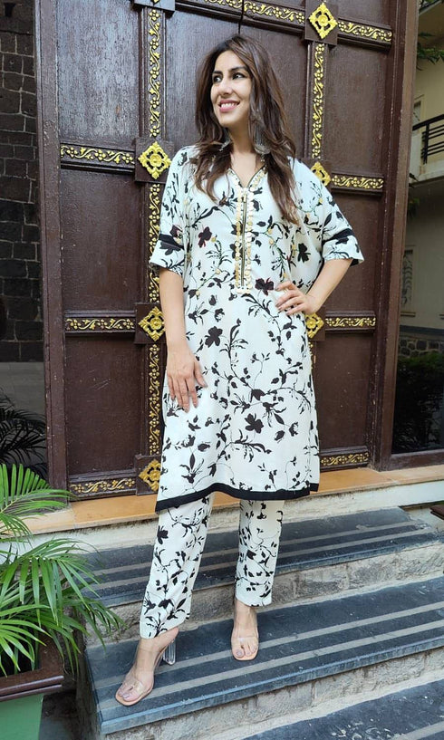 Black White Zipper Coord Set