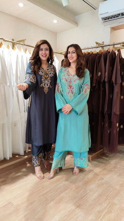Grey Kashmiri Paisley Embroidered Kurta Pant Set - view 2