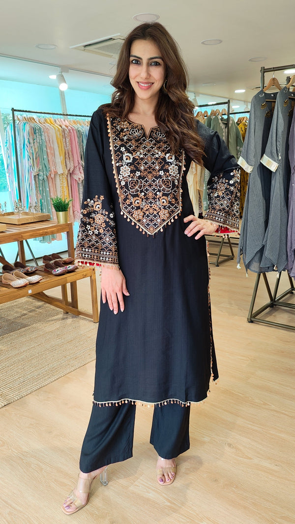 Jet Black Embroidered Kurta Set with Tassel