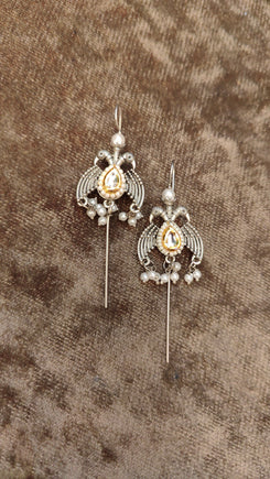 Oxidised Kundan Ear Cuff - view 3