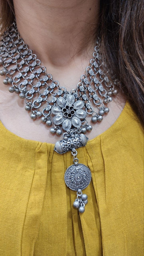 Oxidized Flower Necklace Set - view 11