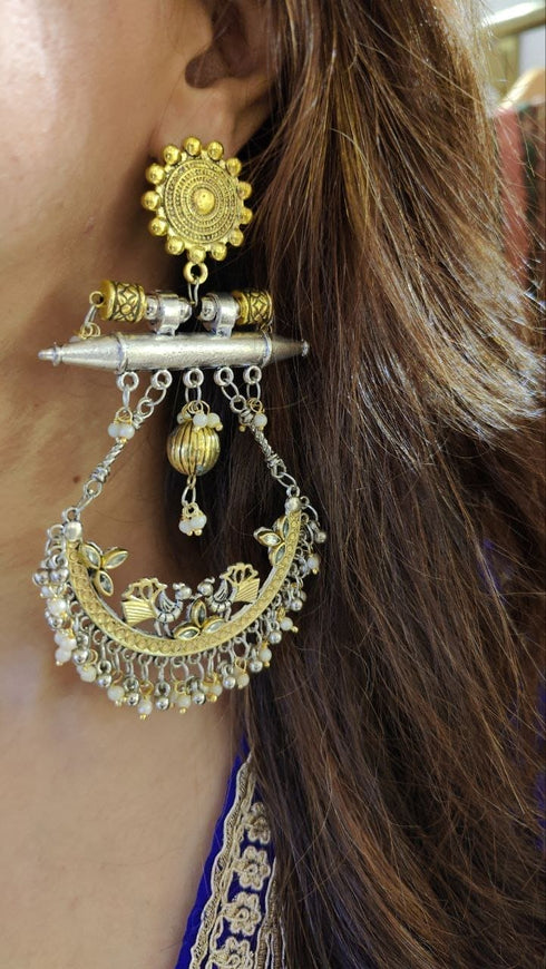 Dual Tone Peacock Pearl Earring