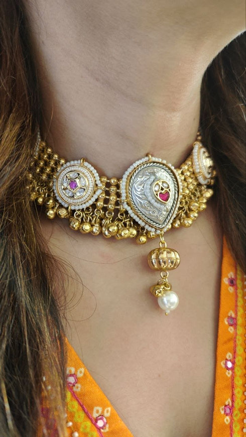 Golden Regal Choker Set