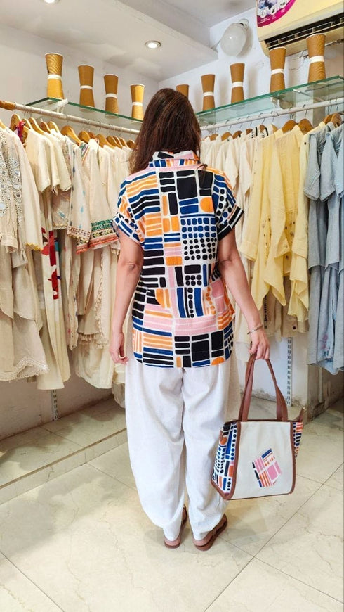 (DivyankaTripathi) Three Piece Off-White Drape Pant Set with Handbag