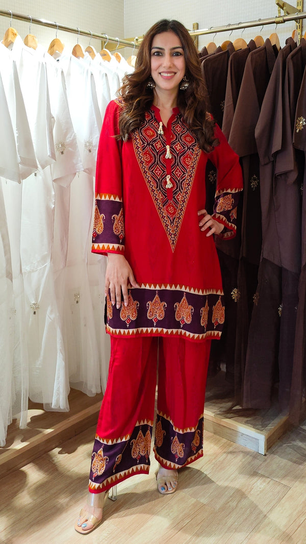 Vibrant Red V-Neck Border Coord set