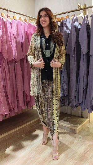 Warli Print Dhoti Set With Shirt And Jacket