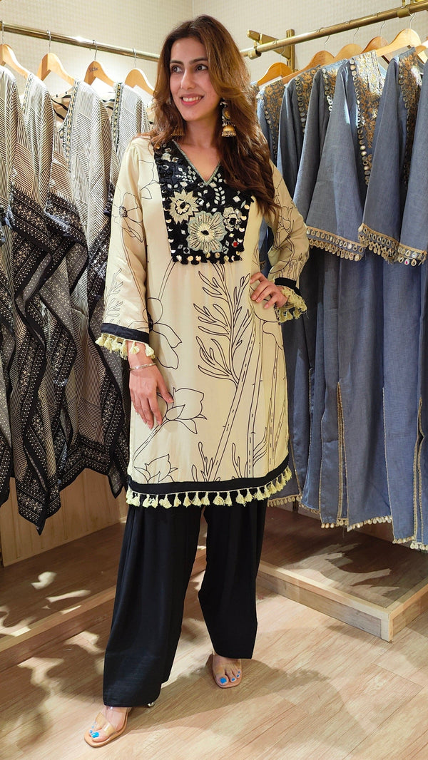 Mint Green And Black Farshi Set with Tassels