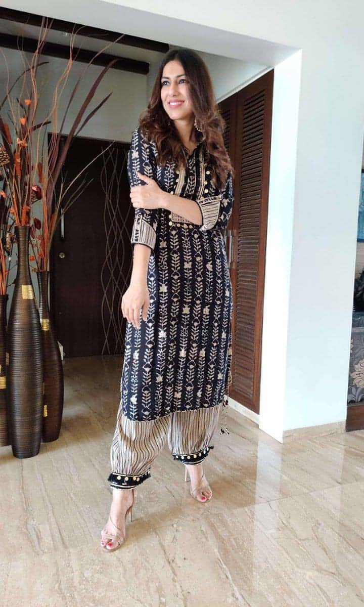 white christmas dresses Black Pathani Set