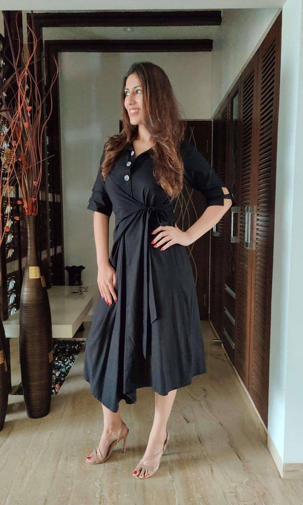 Black Knot Dress